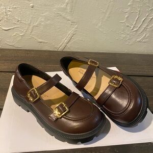NWOT Kids Brown Dress Shoes with Gold Accents